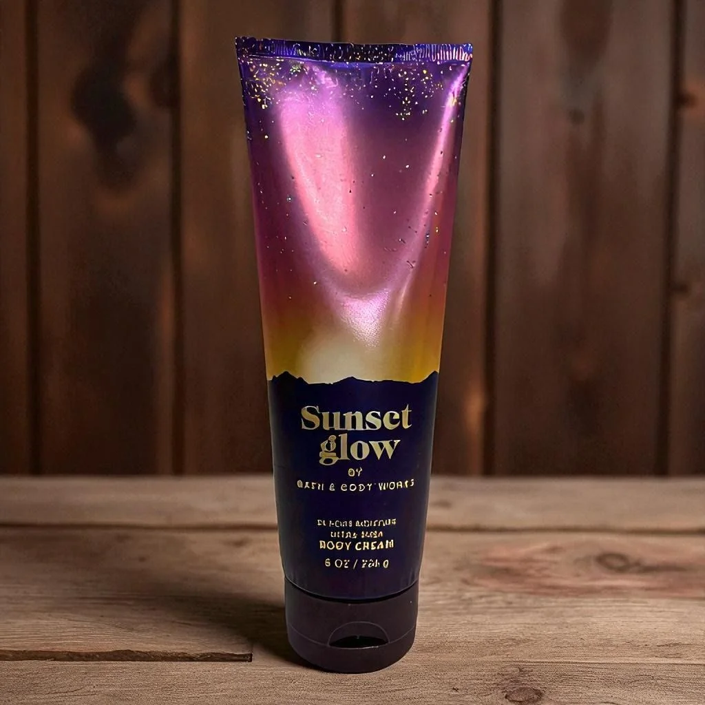Bath and Body Works Sunset Glow Ultimate Hydration Body Cream (8 oz / 226 g) - Image 6